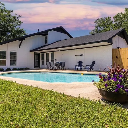 Modern Oasis Villa